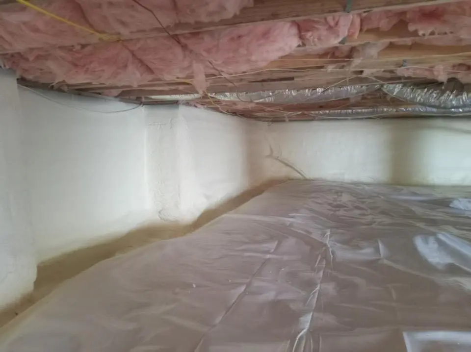 Crawl space encapsulation with closed-cell spray foam for Spray Foam Roofing in Chili